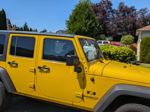 Used 2008 Jeep Wrangler Unlimited X AWD/4WD image 9