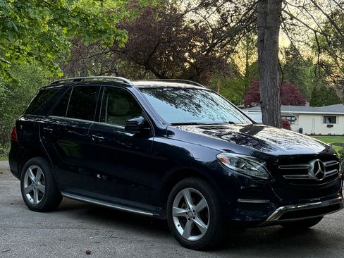Used 2017 Mercedes-Benz GLE 350 4MATIC image 6