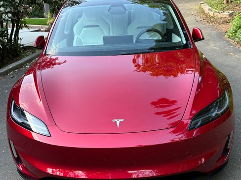 Used 2024 Tesla Model 3 Performance AWD/4WD image 6