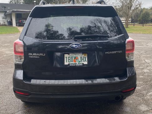 Used 2018 Subaru Forester 2.5i Touring w/ Popular Package #2 image 4