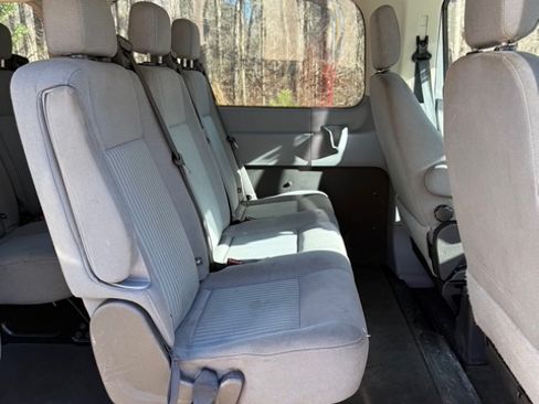Used 2015 Ford Transit 350 XLT image 8