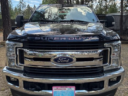 Used 2019 Ford F350 XLT w/ XLT Value Package AWD/4WD image 1