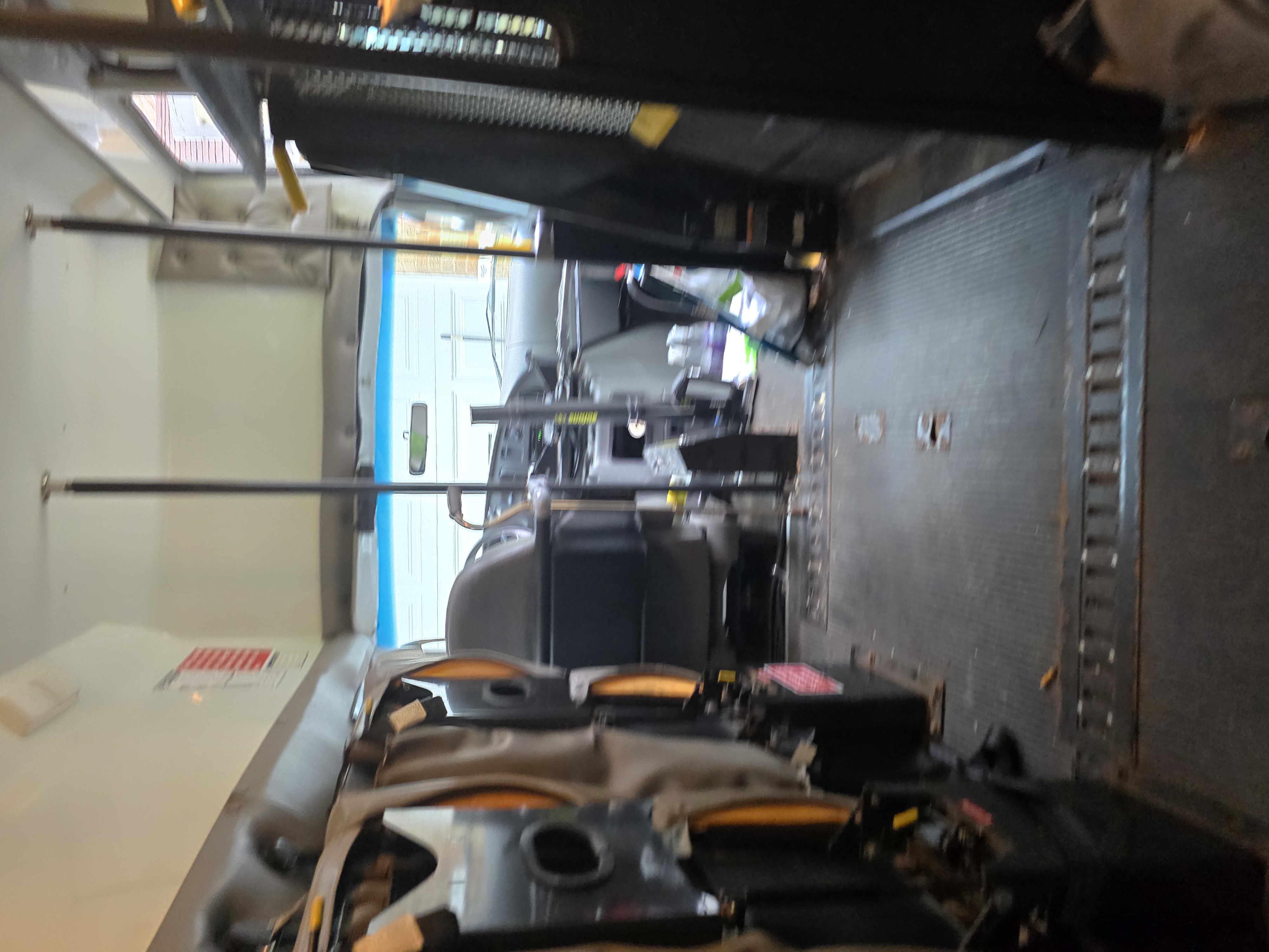 Used 2003 Ford E-350 and Econoline 350 Extended Super Duty RWD image 2