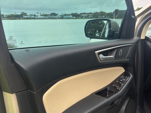 Used 2017 Ford Edge SEL w/ Equipment Group 201A image 19