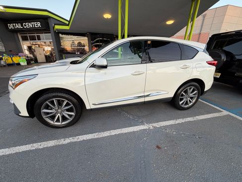 Used 2019 Acura RDX AWD w/ Technology Package image 2