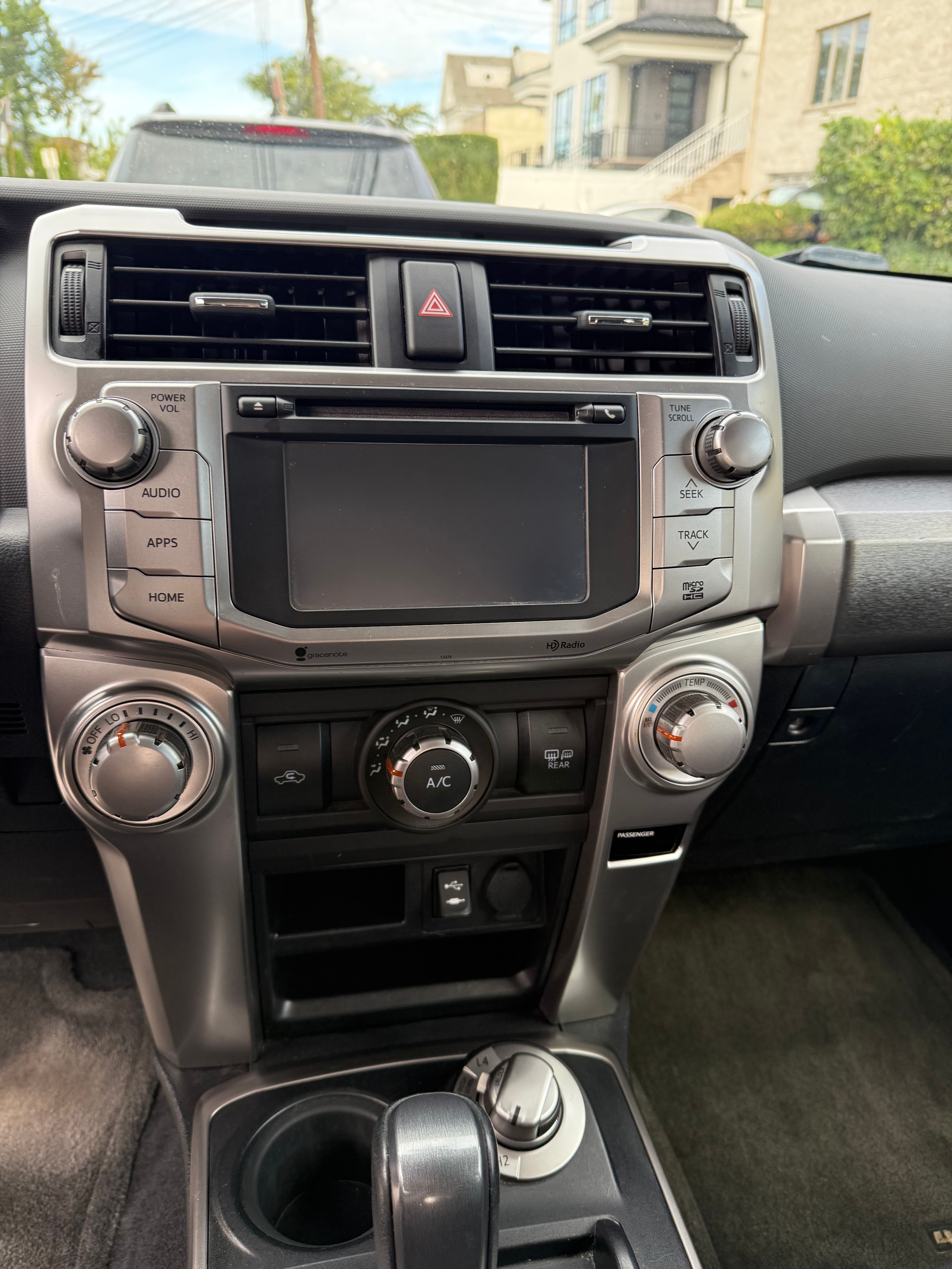 Used 2015 Toyota 4Runner SR5 AWD/4WD image 26