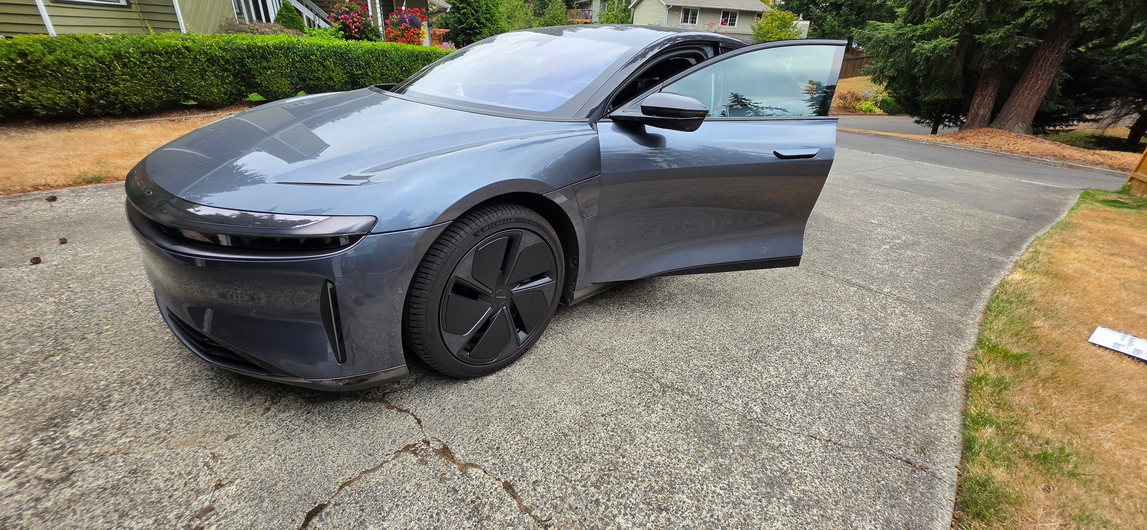 Used 2025 Lucid Air Touring AWD/4WD image 6
