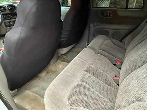 Used 2000 Chevrolet Blazer LT image 11