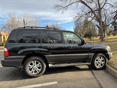 Used 2004 Lexus LX 470 470 Sport Utility 4D image 2