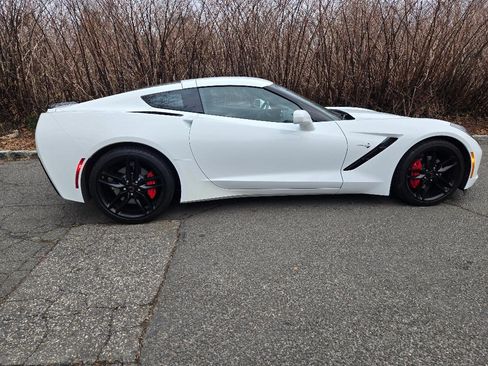 Used 2019 Chevrolet Corvette Stingray Coupe w/ Battery Protection Package image 24