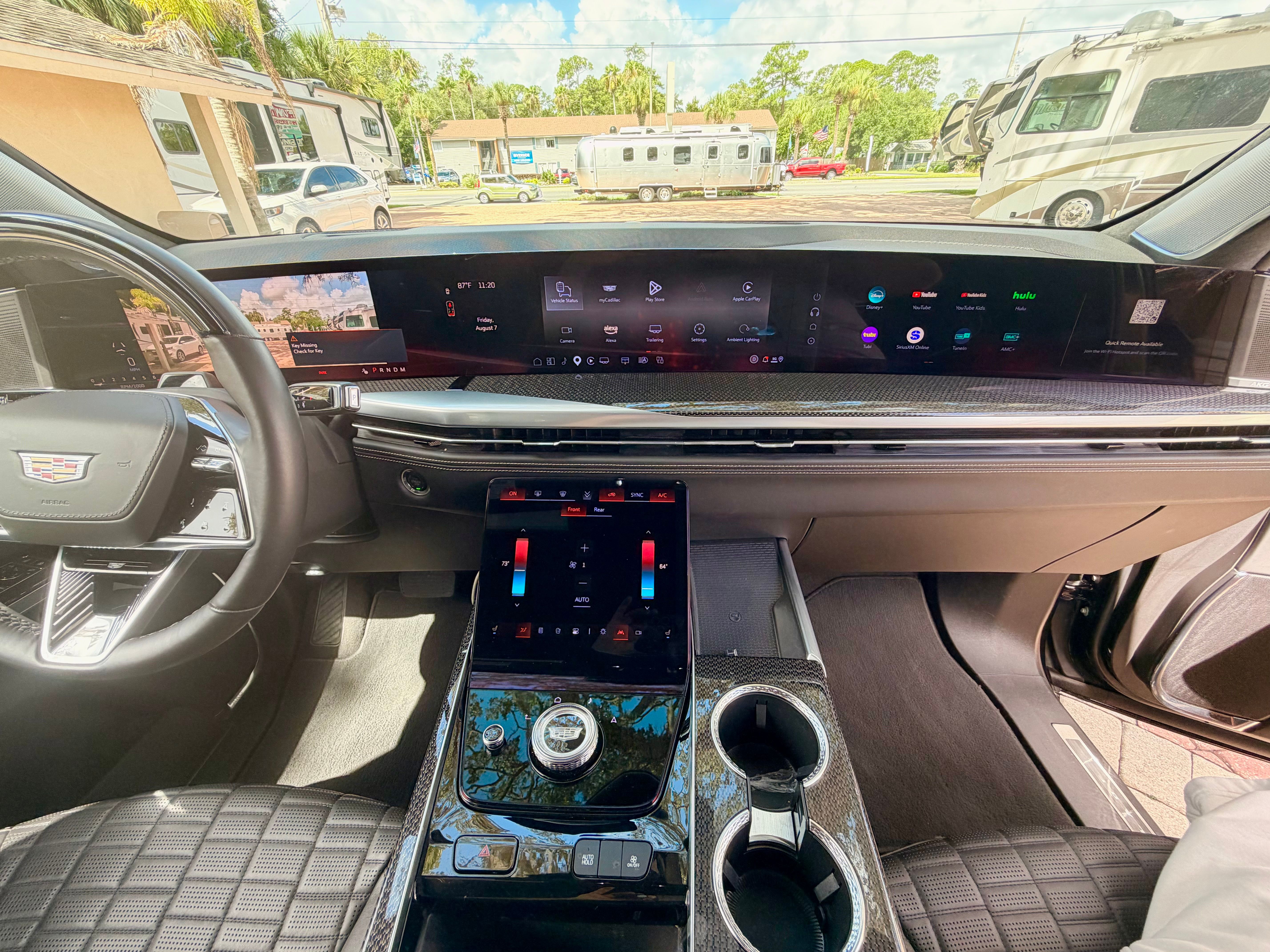 Used 2025 Cadillac Escalade V AWD/4WD image 13