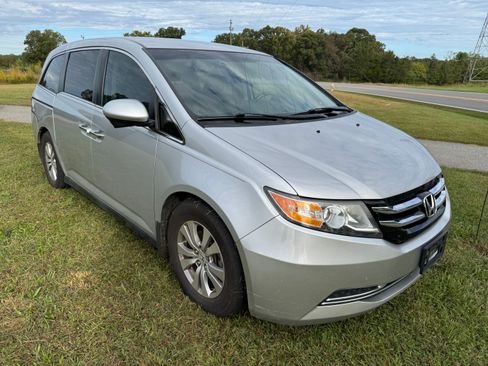 Used 2014 Honda Odyssey EX image 1