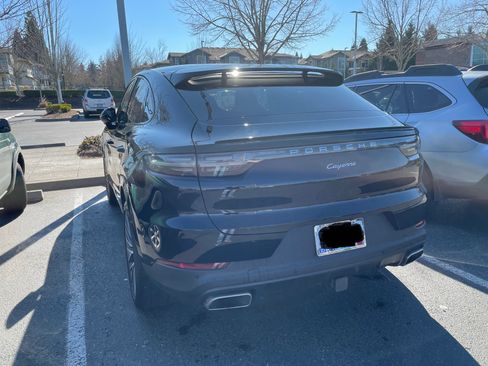 Used 2020 Porsche Cayenne image 21