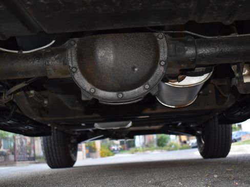 Used 1999 Chevrolet Tahoe 4WD 2-Door w/ Preferred Equipment Group image 25