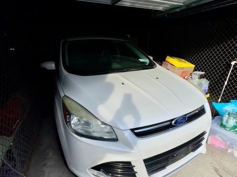 Used 2014 Ford Escape Titanium image 6