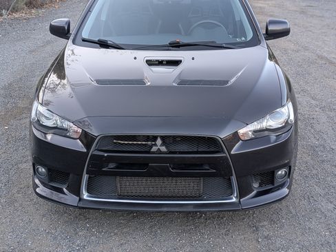 Used 2014 Mitsubishi Lancer Evolution MR image 9