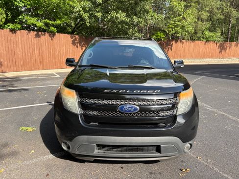 Used 2014 Ford Explorer Sport w/ Equipment Group 401A AWD/4WD image 5