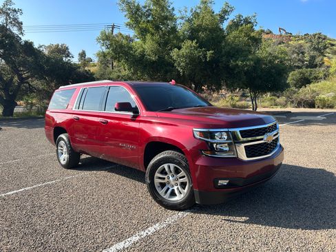 Used 2019 Chevrolet Suburban LT AWD/4WD image 1
