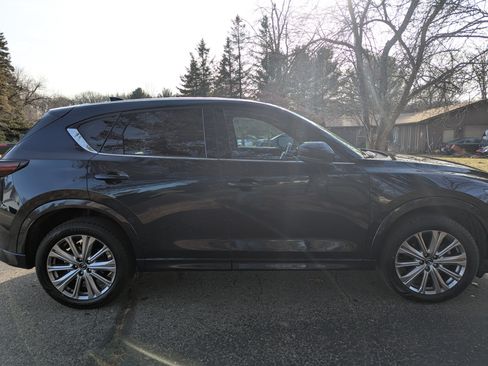 Used 2023 MAZDA CX-5 Signature image 8