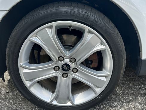 Used 2013 Land Rover Range Rover Sport HSE LUX w/ HSE Luxury Silver Pkg image 17