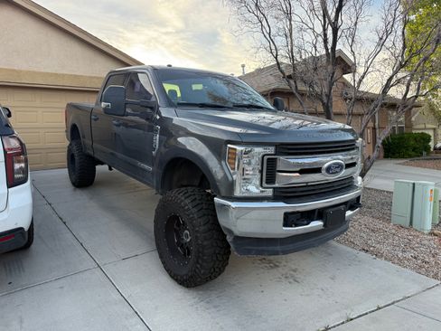 Used 2019 Ford F250 XLT AWD/4WD image 1