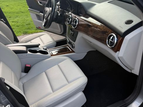Used 2013 Mercedes-Benz GLK 350 4MATIC image 10