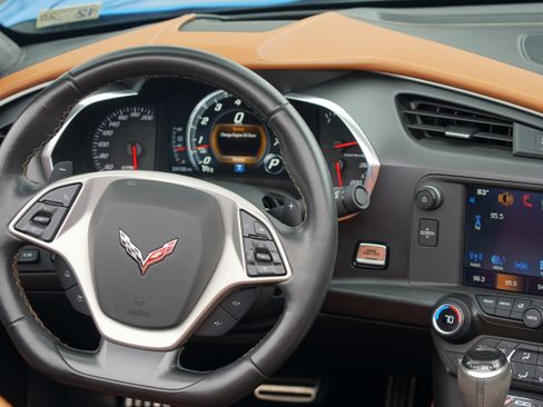 Used 2016 Chevrolet Corvette Stingray Convertible w/ 3LT Preferred Equipment Group image 13