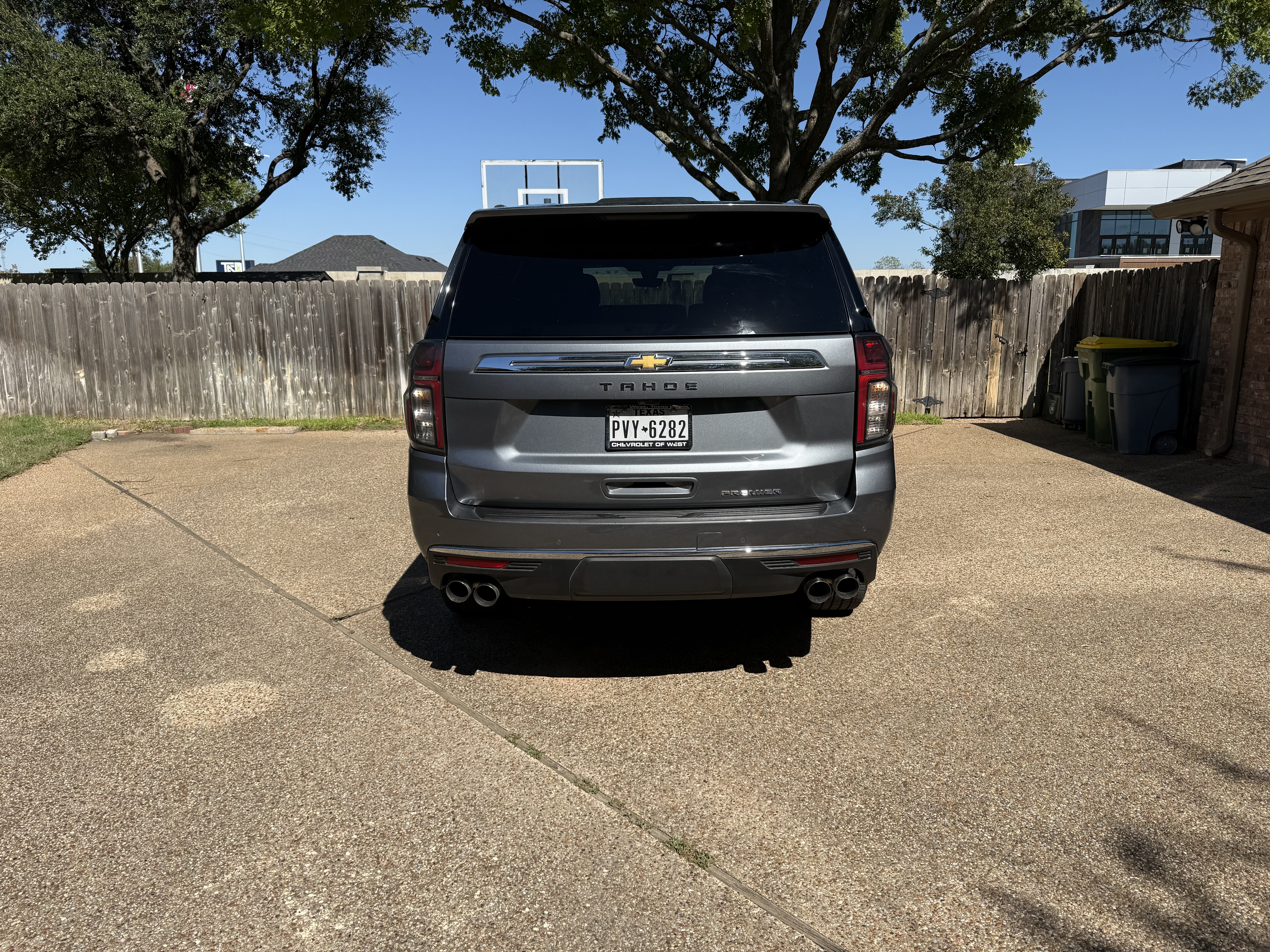 Used 2021 Chevrolet Tahoe Premier w/ Premium Package RWD image 6