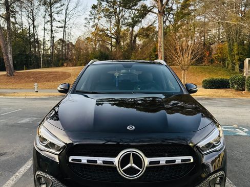 Used 2021 Mercedes-Benz GLA 250 250 4MATIC Sport Utility 4D image 1