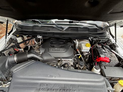 Used 2019 RAM 2500 Big Horn AWD/4WD image 9