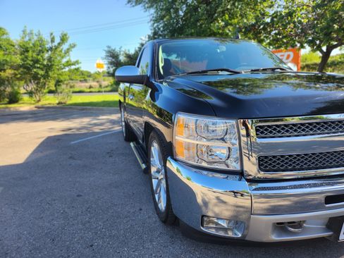 Used 2012 Chevrolet Silverado 1500 LT w/ Chrome Essentials Package image 6
