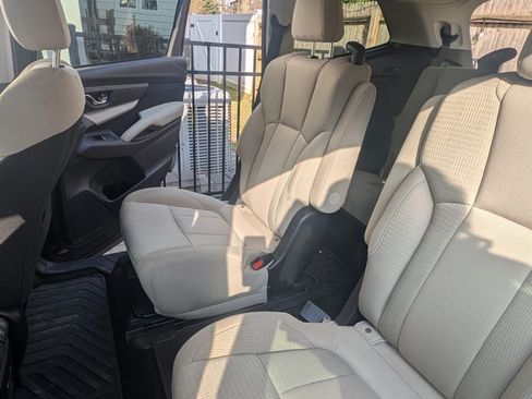 Used 2019 Subaru Ascent Premium w/ Popular Package #3 image 10