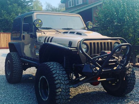 Used 2000 Jeep Wrangler Sport image 1