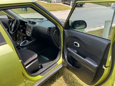 Used 2016 Kia Soul FWD image 9