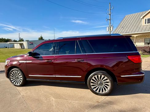 Used 2020 Lincoln Navigator L Reserve w/ Luxury Package image 10