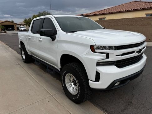 Used 2021 Chevrolet Silverado 1500 RST image 12