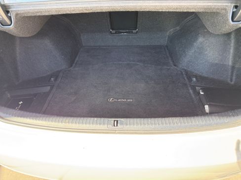 Used 2011 Lexus IS 250 w/ Premium Pkg Value Edition RWD image 29