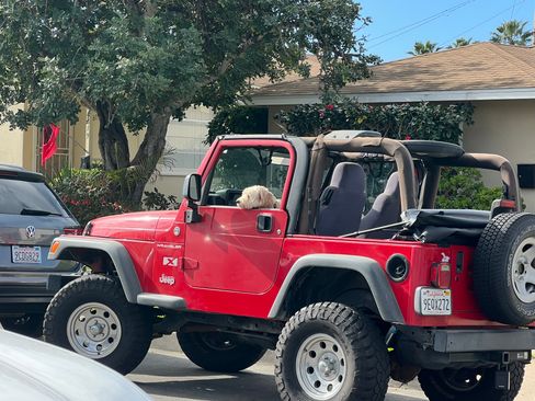 Used 2006 Jeep Wrangler X w/ Premium Audio Group image 26