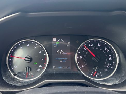 Used 2020 Toyota RAV4 LE w/ All Weather Liner Package AWD/4WD image 6