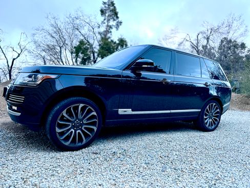 Used 2015 Land Rover Range Rover Long Wheelbase Autobiography image 2