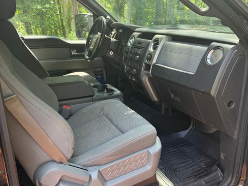 Used 2012 Ford F150 XLT w/ XLT Chrome Pkg AWD/4WD image 10