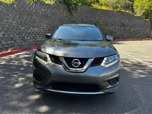 Used 2016 Nissan Rogue S AWD/4WD image 2