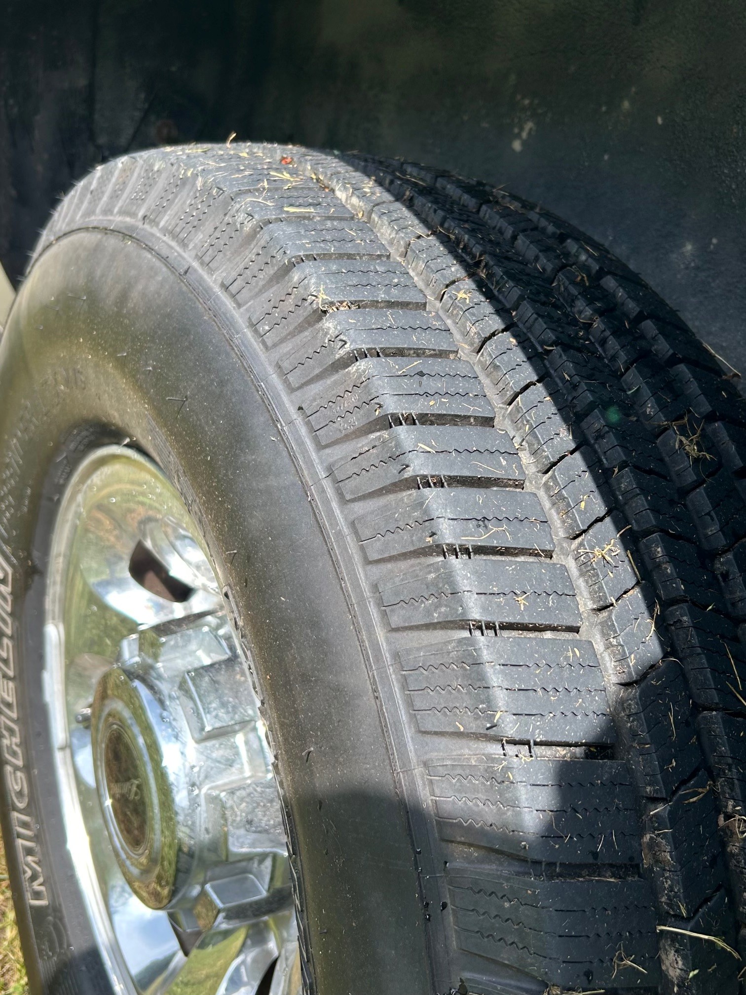 Used 2004 Ford Excursion Limited AWD/4WD image 15