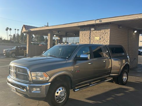 Used 2012 RAM 3500 Laramie w/ Cold Weather Group image 5