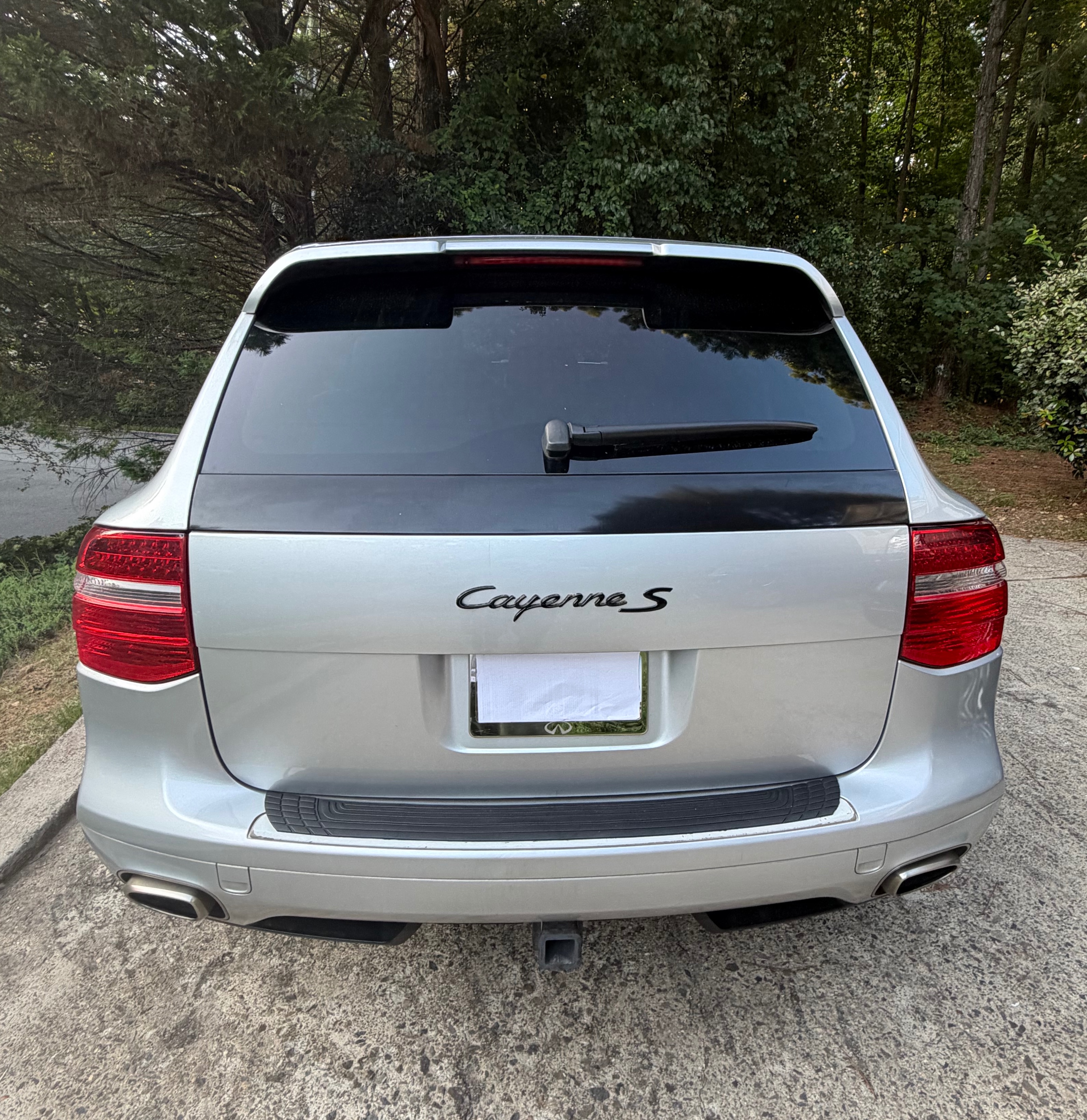 Used 2009 Porsche Cayenne S AWD/4WD image 12