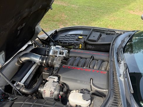 Used 2001 Chevrolet Corvette Convertible w/ Preferred Equipment Group2 RWD image 10