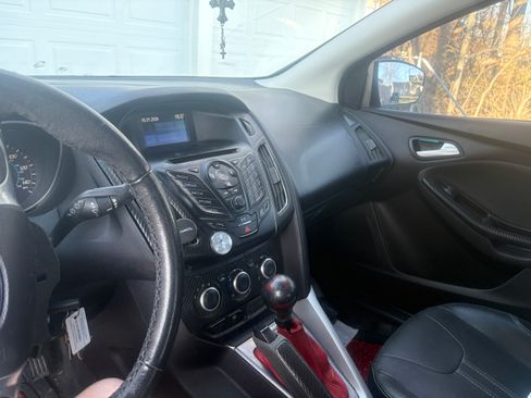 Used 2013 Ford Focus SE image 8
