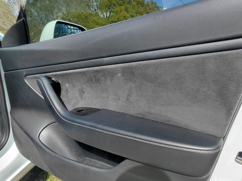 Used 2020 Tesla Model 3 Long Range image 10