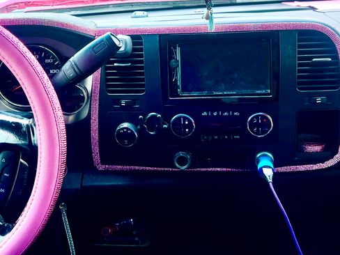 Used 2008 Chevrolet Silverado 2500 LT w/ 1LT Convenience Package image 5