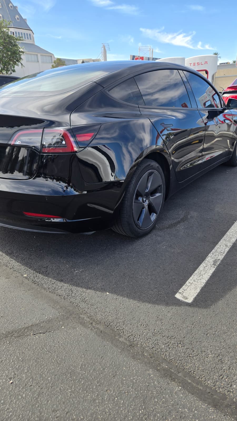Used 2023 Tesla Model 3 Standard Range RWD image 3
